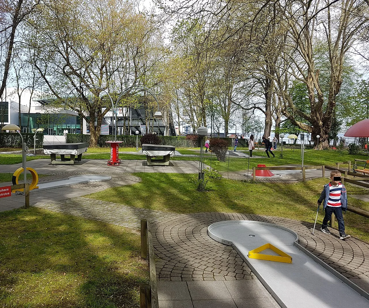 Minigolfanlage an der Seepromenade in Bregenz