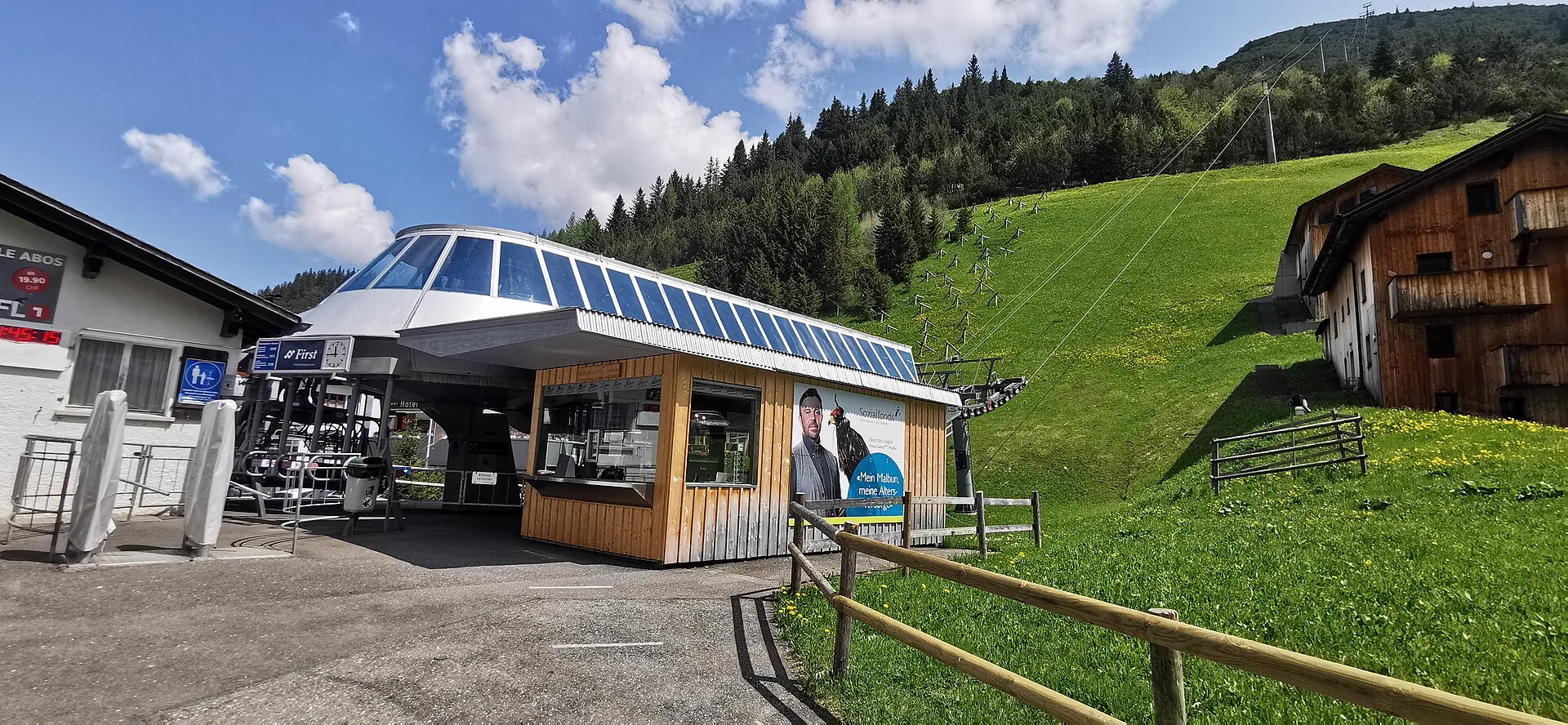 Talstation des Vierersessellifts Sareis in Malbun