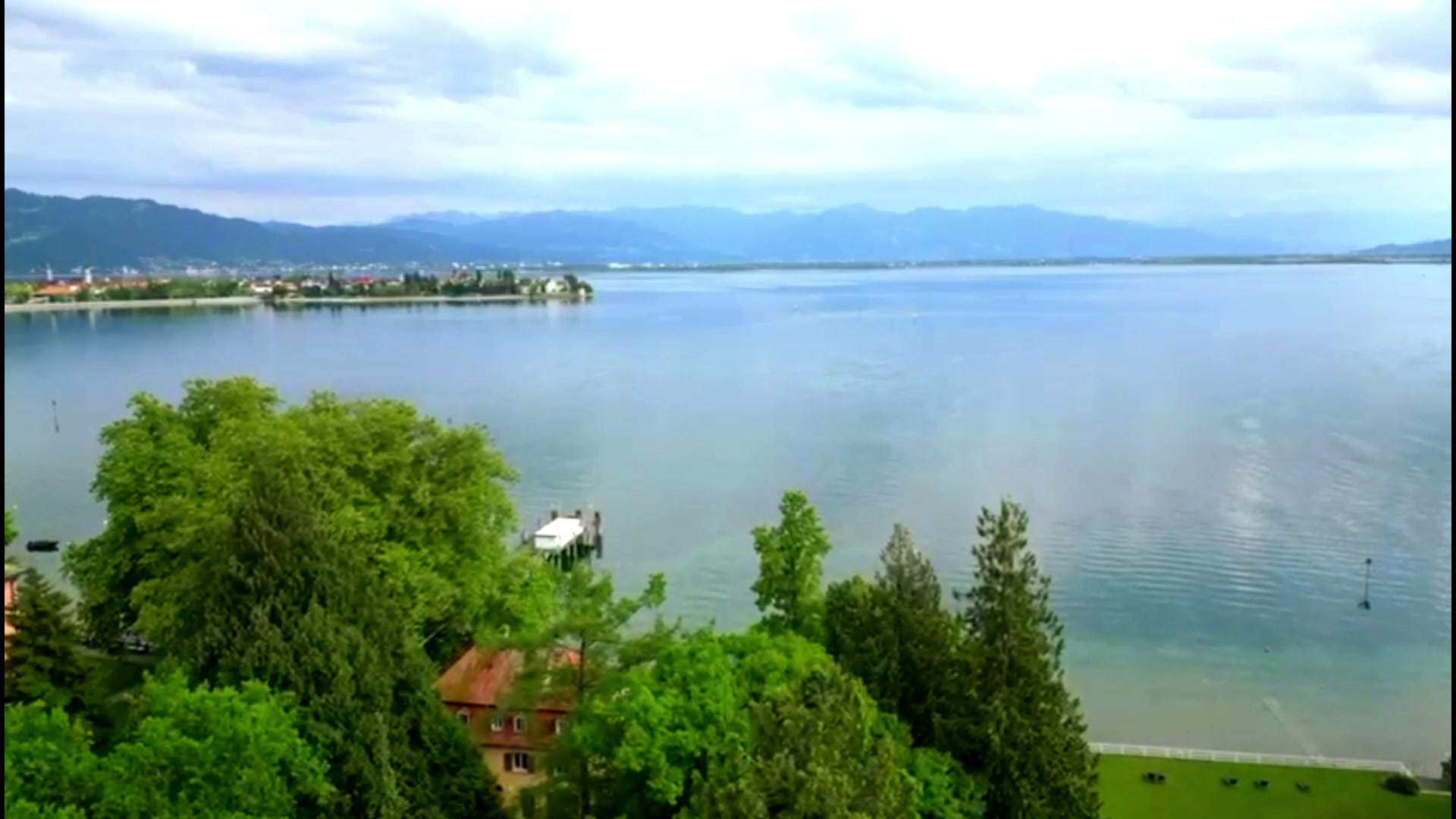 Blick vom Lindenhofpark über den Bodensee
