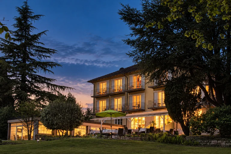 Hotel im Abendlicht im Hotel Lindenallee