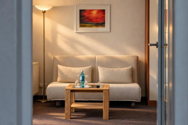 Sitzecke in der Suite im Hotel Lindenallee